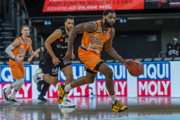 育精神和团 育精神和团